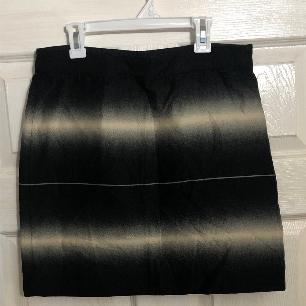 Marc By Marc Jacobs Black and Cream Pencil Skirt